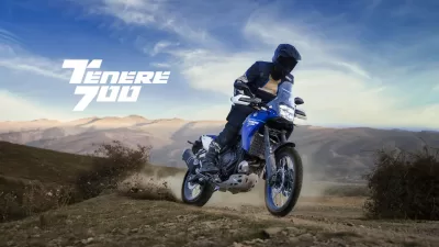 Yamaha Ténéré 700 2025 em terreno off-road no Brasil