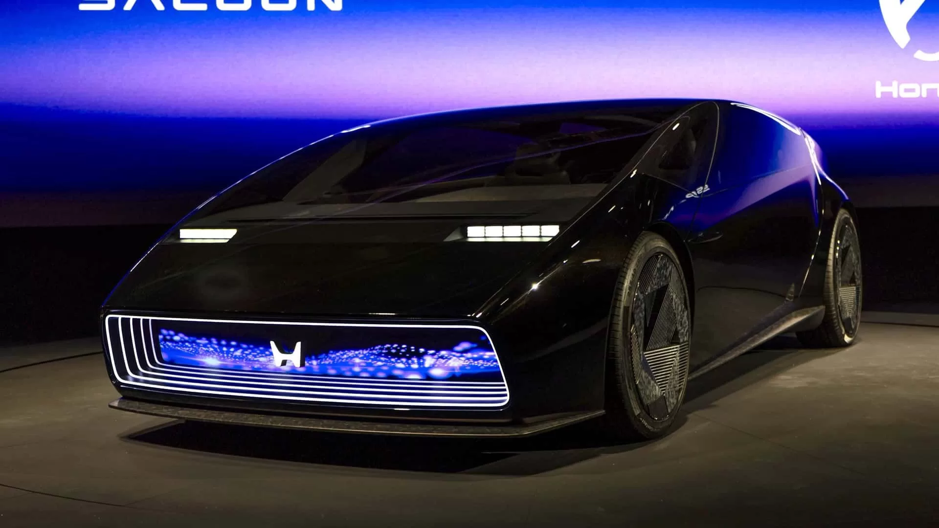 Honda apresenta novo logotipo para carros elétricos com visual inédito e ousado