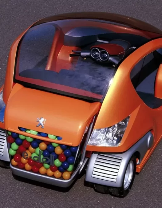 Peugeot e-Doll