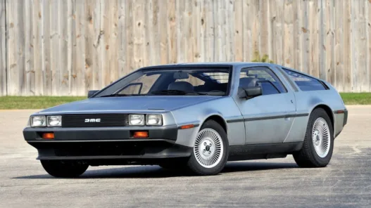 DeLorean DMC-12