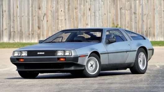 DeLorean DMC-12